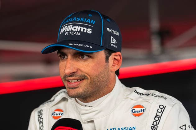 Formula 1 Aramco Japanese Grand Prix 2026 Remy Midez OVERTAKE MAXPPP - Suzuka 27 03 2026 55 SAINZ Carlos (esp), Atlassian Williams F1 Team, portrait interview at the Formula 1 Aramco Japanese Grand Prix 2026, the 3rd round of the 2026 FIA Formula 1 World Championship, WM, Weltmeisterschaft at the Suzuka Circuit in Suzuka, Japan, from 26 to 29 March 2026 Suzuka Suzuka Circuit Japan  Copyright: xOVERTAKE MAXPPPxRemyxMidezx OVT202603270617 OVT202603270617