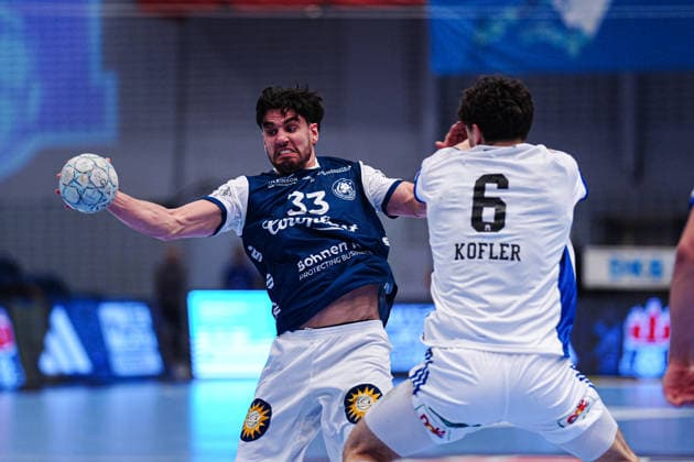 Eloy Morante Maldonado (Bergischer HC, 33), Elias Kofler (Handball Verein Hamburg, 06) GER, Handball Sport Verein Hamburg vs. Bergischer HC, Handball, 1. Bundesliga, Spieltag 26, Saison 2025 2026, 26.03.2026 GER, Handball Sport Verein Hamburg vs. Bergischer HC, Handball, 1. Bundesliga, Spieltag 26, Saison 2025 2026, 26.03.2026 Hamburg Copyright: xEibner-Pressefoto MarcelxvonxFehrnx EP_MFN