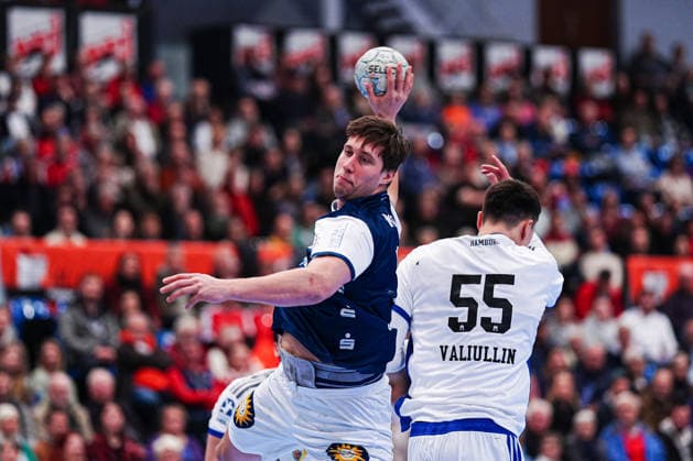 Wurf Tor Lars Mitchell Koojl (Bergischer HC, 15) GER, Handball Verein Hamburg vs. Bergischer HC, Handball, 1. Bundesliga, Spieltag 26, Saison 2025 2026, 26.03.2026 GER, Handball Sport Verein Hamburg vs. Bergischer HC, Handball, 1. Bundesliga, Spieltag 26, Saison 2025 2026, 26.03.2026 Hamburg Copyright: xEibner-Pressefoto MarcelxvonxFehrnx EP_MFN