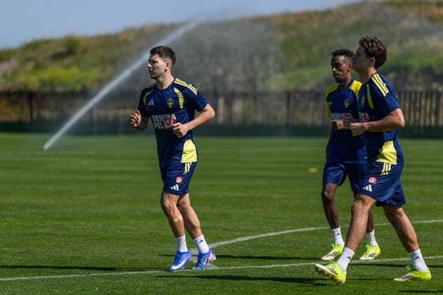 260327 Roony Bardghji of the Swedish national football team at a training session on March 27, 2026 in Valencia. Photo: Joel Marklund BILDBYRAN kod JM JM0811 bbeng fotboll football soccer fotball vm-kval FIFA World Cup, WM, Weltmeisterschaft, Fussball qualifier träning practice training sverige sweden sverige a Copyright: JOELxMARKLUND BB260327JM010