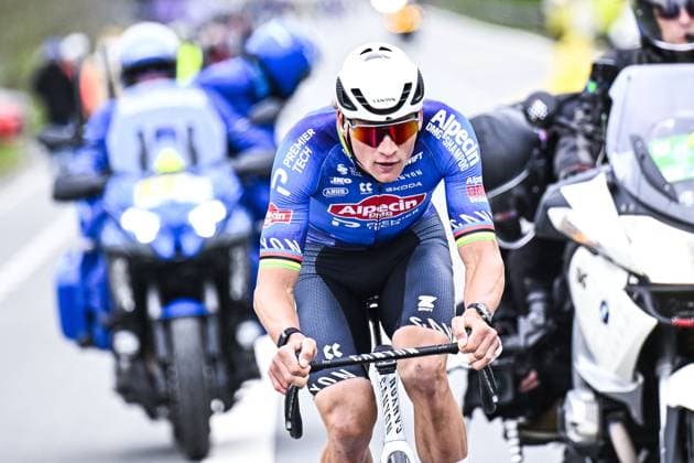 Dutch Mathieu van der Poel of Alpecin-Premier Tech pictured in action during the E3 Saxo Bank Classic one day cycling race, 208,8km from and to Harelbeke, on Friday 27 March 2026. JASPERxJACOBS  x169091173x