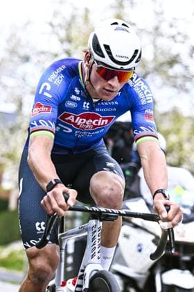 Dutch Mathieu van der Poel of Alpecin-Premier Tech pictured in action during the E3 Saxo Bank Classic one day cycling race, 208,8km from and to Harelbeke, on Friday 27 March 2026. JASPERxJACOBS  x169091406x