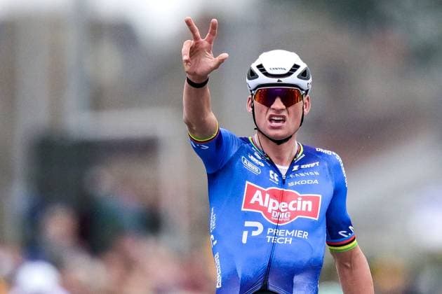 Dutch Mathieu van der Poel of Alpecin-Premier Tech celebrates as he crosses the finish line to win the E3 Saxo Bank Classic one day cycling race, 208,8km from and to Harelbeke, on Friday 27 March 2026. DAVIDxPINTENS  x169097351x