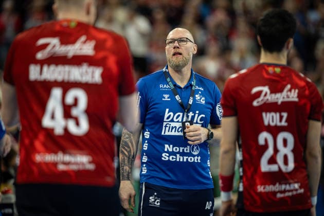 DAIKIN HBL: SG Flensburg-Handewitt vs GWD Minden; 27.03.26 Ales Pajovic (Trainer, SG Flensburg-Handewitt) DAIKIN HBL: SG Flensburg-Handewitt vs GWD Minden, GP JOULE Arena am 27.03.26 Copyright: xBEAUTIFULxSPORTS MarioxM.xKobergx