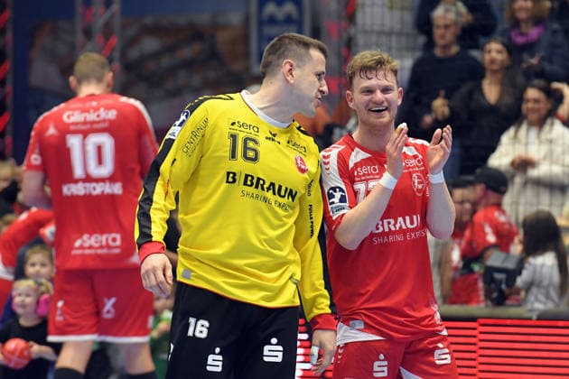 Jubel, Freude nach dem Sieg; Nebojsa Simic (Torwart MT Melsungen 16) und Timo Kastening (MT Melsungen 73) (R) , GER, MT Melsungen - THW Kiel, Handball, 1. Bundesliga, 26. Spieltag, Saison 2025 2026, 27.03.2026, GER, MT Melsungen - THW Kiel, Handball, 1. Bundesliga, 26. Spieltag, Saison 2025 2026, 27.03.2026 Kassel Copyright: xEibner-Pressefotox xRolandxSippex EP_RSL