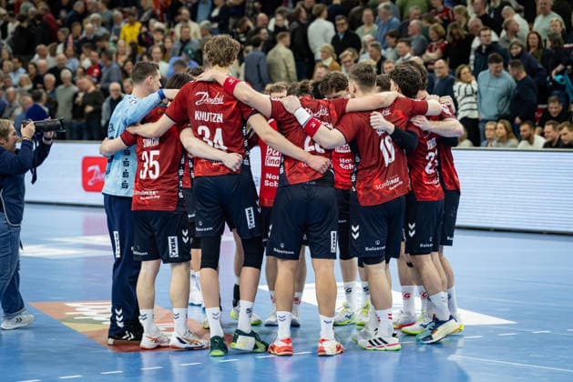 DAIKIN HBL: SG Flensburg-Handewitt vs GWD Minden; 27.03.26 Jubel nach Sieg Team SG Flensburg-Handewitt DAIKIN HBL: SG Flensburg-Handewitt vs GWD Minden, GP JOULE Arena am 27.03.26 Copyright: xBEAUTIFULxSPORTS MarioxM.xKobergx
