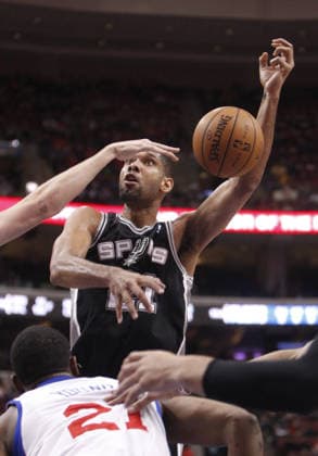 Jan. 21, 2013 - Philadelphia, PA, USA - San Antonio Spurs Tim Duncan is fouled by Philadelphia 76ers Spencer Hawes, not in frame, during NBA, Basketball Herren, USA action at the Wells Fargo Center on Monday, January 21, 2013 in Philadelphia, Pennsylvania. Copyright: xRonxCortesx