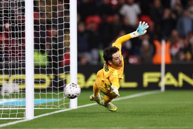 England v Uruguay 27 March 2026, Wembley - International Football Friendly - England v Uruguay - England goalkeeper James Trafford is beaten by a penalty kick from Federico Valverde of Uruguay - Photo: Jacques Feeney Offside. London UK Copyright: xJacquesxFeeneyx xOffsidexOffside