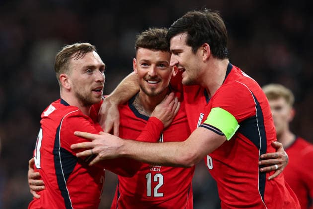 International Football Friendly: England v Uruguay LONDON, UK - 27th March 2026: Ben White of England celebrates with team mates after scoring his side s first goal during the International Friendly, Länderspiel, Nationalmannschaft match between England and Uruguay at Wembley Stadium London Wembley Stadium England United Kingdom Copyright: xCraigxMercerx xPeakxActionxPhotosx