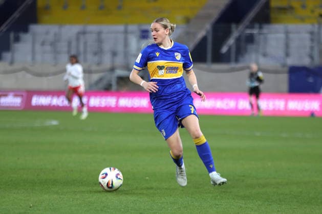 Google Pixel Frauen-Bundesliga, FC Carl Zeiss Jena - RB Leipzig; 27.03.2026 Melina Reuter (7, Carl Zeiss Jena). Fußball, Google Pixel Frauen-Bundesliga, Saison 2025 2026, 22. Spieltag: FC Carl Zeiss Jena vs. RB Leipzig am 27.03.2026, Ernst-Abbe-Sportfeld, ad hoc Arena, Jena. DFB REGULATIONS PROHIBIT ANY USE OF PHOTOGRAPHS AS IMAGE SEQUENCES AND OR QUASI-VIDEO. Copyright: xBEAUTIFULxSPORTS JanxKaeferx