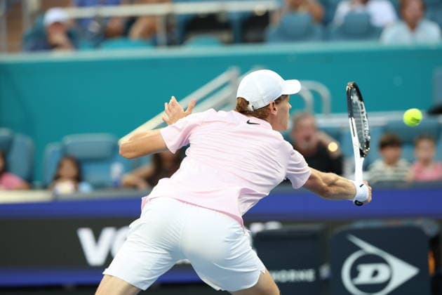 March 27, 2026, Miami Gardens, Florida, United States Of America: MIAMI GARDENS, FLORIDA - MARCH 27: Jannik SInner of Italy defeats Alexander Zverev of Germany during the Men s Semifinals on Day 11 of the Miami Open at Hard Rock Stadium on March 27, 2026 in Miami Gardens, Florida....People: Jannik SInner Miami Gardens United States Of America - ZUMAs214 20260327_ada_s214_048 Copyright: xSMGx