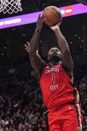 March 27, 2026, Toronto, On, CAN: New Orleans Pelicans Zion Williamson (1) scores against Toronto Raptors during second half NBA, Basketball Herren, USA basketball action in Toronto on Friday, March 27, 2026. Canada News - March 27, 2026  - ZUMAc35_ 20260327_zaf_c35_207 Copyright: xChrisxYoungx