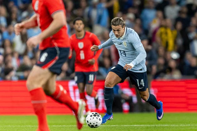 England v Uruguay, Friendly Uruguay midfielder Agustin Canobbio runs forward with ball during the Friendly match between England and Uruguay at Wembley Stadium, London, UK on 27 March 2026. London Wembley Stadium Greater London UK Editorial use only , Copyright: xManjitxNarotrax PSI-23956-0105