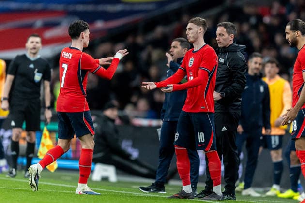 England v Uruguay, Friendly England forward Phil Foden substituted for England forward Cole Palmer during the Friendly match between England and Uruguay at Wembley Stadium, London, UK on 27 March 2026. London Wembley Stadium Greater London UK Editorial use only , Copyright: xManjitxNarotrax PSI-23956-0136