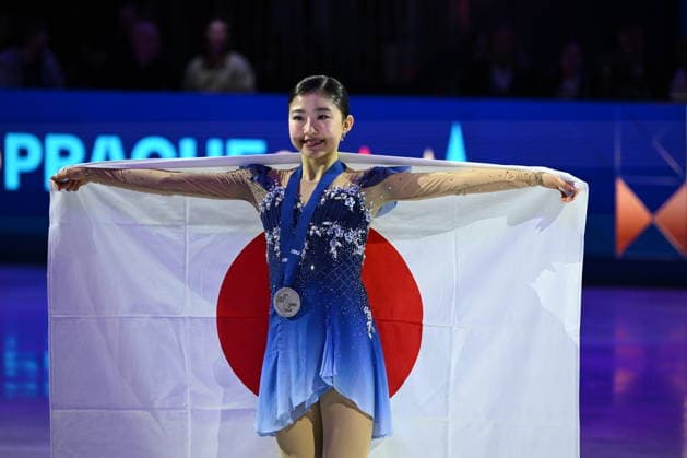 ISU Figure skating, Eiskunstlauf World Championships 2026 at the O2 Arena in Prague, Czech Republic - 27 Mar 2026 Silver medalist Mone Chiba of Japan as seen during the medal ceremony for the Women competition at the ISU Figure Skating World Championships 2026 at the O2 Arena. ISU Figure Skating World Championships 2026 takes place from 24th to 29th of March in Prague, Czech Republic. Prague Czech Republic Copyright: xTomasxTkacikx xSOPAxImagesx 20260327-ISU-women-39
