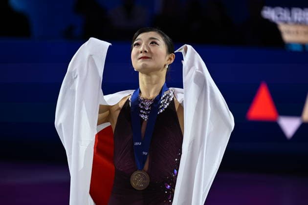 ISU Figure skating, Eiskunstlauf World Championships 2026 at the O2 Arena in Prague, Czech Republic - 27 Mar 2026 Gold medalist Kaori Sakamoto of Japan as seen during the medal ceremony for the Women competition at the ISU Figure Skating World Championships 2026 at the O2 Arena. ISU Figure Skating World Championships 2026 takes place from 24th to 29th of March in Prague, Czech Republic. Prague Czech Republic Copyright: xTomasxTkacikx xSOPAxImagesx 20260327-ISU-women-42