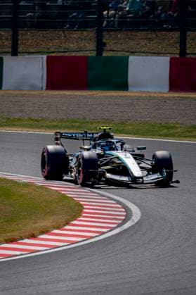 SUZUKA - Formula 1 driver Kimi Antonelli of Mercedes AMG-Petronas Formula One Team during the Formula 1 Japan Suzuka free practice at the Suzuka Formula 1 circuit on March 28, 2025 in Suzuka, Japan. (Photo by DeFodi Images) -
