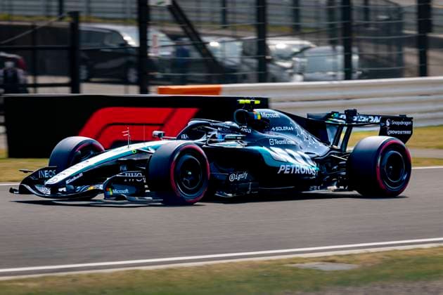 SUZUKA - Formula 1 driver Kimi Antonelli of Mercedes AMG-Petronas Formula One Team during the Formula 1 Japan Suzuka free practice at the Suzuka Formula 1 circuit on March 28, 2025 in Suzuka, Japan. (Photo by DeFodi Images) -