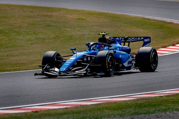 SUZUKA - Formula 1 driver Carlos Sainz of Atlassian Williams F1 Team during the Formula 1 Japan Suzuka free practice at the Suzuka Formula 1 circuit on March 28, 2025 in Suzuka, Japan. (Photo by DeFodi Images) -