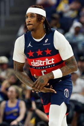 NBA, Basketball Herren, USA - Washington Wizards at Golden State Warriors Washington Wizards forward Jamir Watkins reacts after shooting a three point basket during the first half of the NBA basketball game between the Washington Wizards and the Golden State Warriors in San Francisco, California, USA, 27 March 2026. SAN FRANCISCO CALIFORNIA United States  Copyright: xJOHNxG.xMABANGLOx