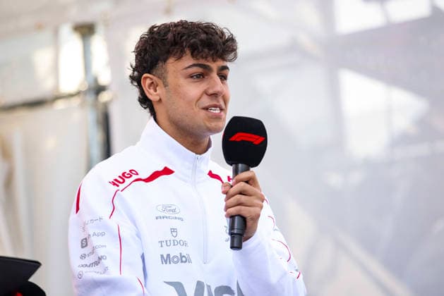 F1 - JAPANESE GRAND PRIX 2026 LINDBLAD Arvid (gbr), Visa Cash App RB F1 Team VCARB03, portrait during the Formula 1 Japanese Grand Prix 2026, 3rd round of the 2026 Formula One World Championship, WM, Weltmeisterschaft from March 27 to 29, 2026 on the Suzuka Circuit, in Suzuka, Japan - SuzukaJapan  Copyright: xXavixBonillax