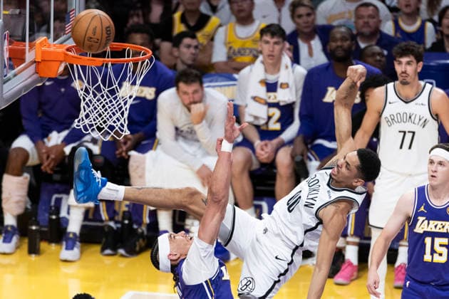 March 27, 2026, Los Angeles, California, USA: Brooklyn NetsÃ¢â‚¬â ¢ Josh Minott (00) goes to the basket against Los Angeles LakersÃ¢â‚¬â ¢ Jaxson Hayes (11) during an NBA, Basketball Herren, USA basketball game at Crypto.com Arena on Friday, March 27, 2026 in Los Angeles. NBA 2026: Lakers 116:99 Nets  - ZUMAc68_ 20260327_zaf_c68_054 Copyright: xRingoxChiux