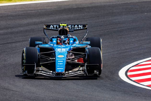 28th March 2026; Suzuka Circuit, Suzuka, Japan; 2026 FIA Formula 1 Japanese Grand Prix; Free Practice Three; Carlos Sainz Jr (55) of Atlassian Williams F1 Team and Spain during practice 3 StephenxBlackberry