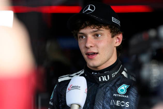 Formula 1 Aramco Japanese Grand Prix 2026 Kohei HIROTA OVERTAKE MAXPPP - Suzuka 28 03 2026 12 ANTONELLI Kimi (ita), Mercedes-AMG PETRONAS Formula One Team, portrait at the Formula 1 Aramco Japanese Grand Prix 2026, the 3rd round of the 2026 FIA Formula 1 World Championship, WM, Weltmeisterschaft at the Suzuka Circuit in Suzuka, Japan, from 26 to 29 March 2026 Suzuka Suzuka Circuit Japan  Copyright: xOVERTAKE MAXPPPxKoheixHIROTAx OVT202603284550 OVT202603284550