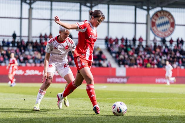 Google Pixel Frauen-Bundesliga, FC Bayern München - 1. FC Nürnberg; 28.03.2026 Zweikampf Aneta Polaskova (1. FC Nürnberg, 26), Momoko Tanikawa (FC Bayern München, 18) Google Pixel Frauen-Bundesliga, FC Bayern München - 1. FC Nürnberg, München, FC Bayern Campus am 28.03.2026 DFB REGULATIONS PROHIBIT ANY USE OF PHOTOGRAPHS AS IMAGE SEQUENCES AND OR QUASI-VIDEO. Copyright: xBEAUTIFULxSPORTS Wunderlx