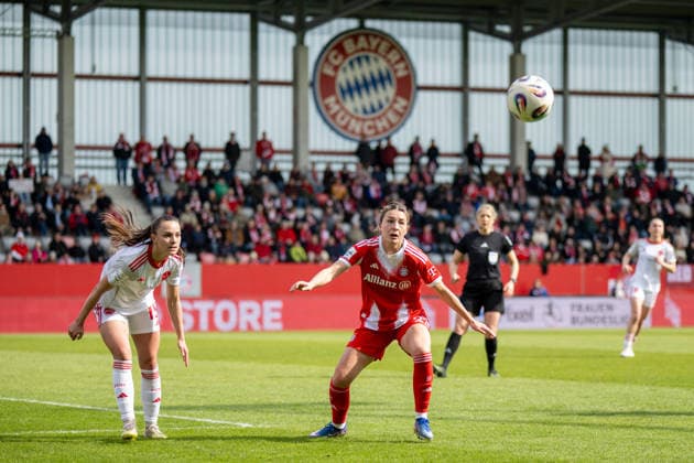 Sanja Homann 19 (1. FC Nuernberg), Barbara Dunst 28 (FC Bayern Muenchen), FC Bayern Frauen Muenchen - 1. FC Nuernberg, Google Pixel Frauenbundesliga, 22. Spieltag, 28.03.26 DFB regulations prohibit any use of photographs as image sequences and or quasi-video. (kolbert-press) Muenchen Bayern Deutschland