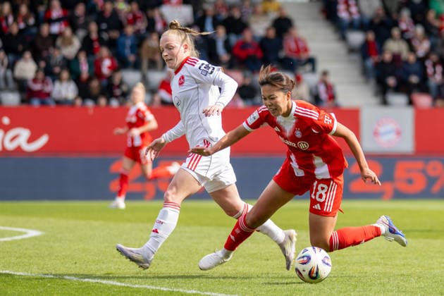 Momoko Tanikawa 18 (FC Bayern Muenchen) im Zweikampf mit Franziska Mai 18 (1. FC Nuernberg), FC Bayern Frauen Muenchen - 1. FC Nuernberg, Google Pixel Frauenbundesliga, 22. Spieltag, 28.03.26 DFB regulations prohibit any use of photographs as image sequences and or quasi-video. (kolbert-press) Muenchen Bayern Deutschland