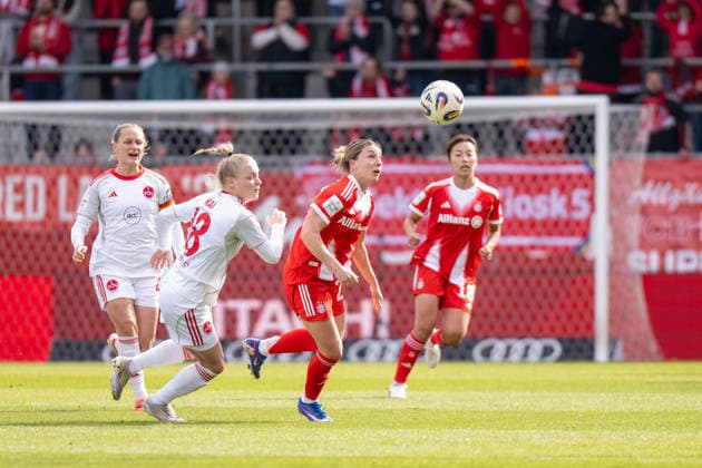Franziska Mai 18 (1. FC Nuernberg) im Zweikampf mit Barbara Dunst 28 (FC Bayern Muenchen), FC Bayern Frauen Muenchen - 1. FC Nuernberg, Google Pixel Frauenbundesliga, 22. Spieltag, 28.03.26 DFB regulations prohibit any use of photographs as image sequences and or quasi-video. (kolbert-press) Muenchen Bayern Deutschland