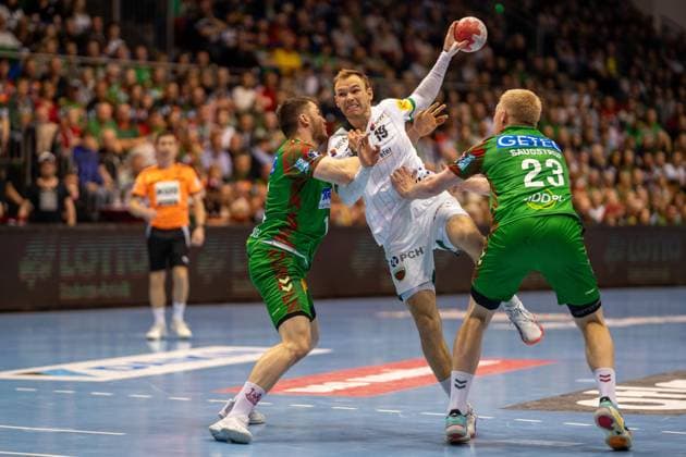Deutschland: HBL DAIKIN Handball Bundesliga 2025 - 2026, 26. Spieltag - SC Magdeburg vs Füchse Berlin - GETEC Arena (Magdeburg): Mathias Gidsel (Füchse Berlin, 19) am Ball Copyright: xTomxLauruschkatx