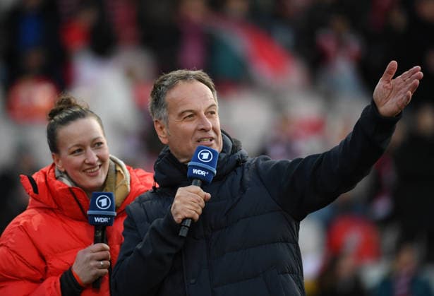 28.03.2026, xophax, Fussball , Frauen Bundesliga Google Pixel Frauen - Bundesliga 25 26. 1.FC Köln gegen Eintracht Frankfurt Almuth Schult und Claus Lufen moderieren für die ARD (DFL DFB REGULATIONS PROHIBIT ANY USE OF PHOTOGRAPHS as IMAGE SEQUENCES and or QUASI-VIDEO) Koeln