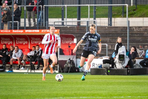 Deutschland: Fussball Google Pixel Frauen-Bundesliga 2025 2026 - 1.FC Köln vs Eintracht Frankfurt-22. Spieltag - Franz-Kremer-Stadion (Köln): in Aktion Laura Freigang (Eintracht Frankfurt, 10) Copyright: xOrhanxHabashx