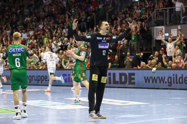 28.03.2026, xtgx, Handball, Daikin HBL, SC Magdeburg - Füchse Berlin v.l. Matej Mandic (Magdeburg, 12) Jubelt ueber gehaltenen Ball, abgewehrt, gehalten, Torhueter Magdeburg