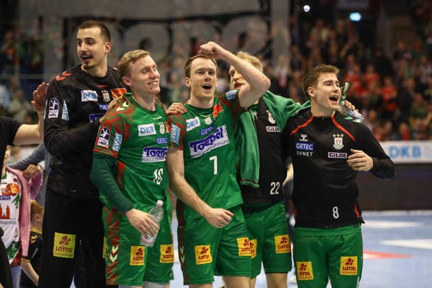 28.03.2026, xtgx, Handball, Daikin HBL, SC Magdeburg - Füchse Berlin v.l. Matej Mandic (Magdeburg, 12), Gisli Thorgeir Kristjansson (Magdeburg, 10), Felix Claar (Magdeburg, 7), Matthias Musche (Magdeburg, 6), Manuel Zehnder (Magdeburg, 8) Jubel ueber den Sieg, Jubel nach Spielende Magdeburg