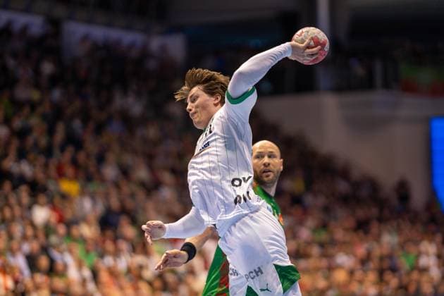 Deutschland: HBL DAIKIN Handball Bundesliga 2025 - 2026, 26. Spieltag - SC Magdeburg vs Füchse Berlin - GETEC Arena (Magdeburg): Nils Lichtlein (Füchse Berlin, 17) am Ball Copyright: xTomxLauruschkatx