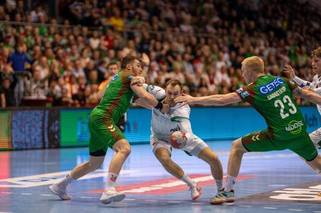 Deutschland: HBL DAIKIN Handball Bundesliga 2025 - 2026, 26. Spieltag - SC Magdeburg vs Füchse Berlin - GETEC Arena (Magdeburg): Mathias Gidsel (Füchse Berlin, 19) am Ball Copyright: xTomxLauruschkatx