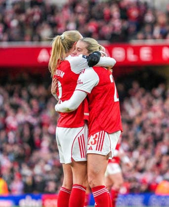 Arsenal Women v Tottenham Hotspur Women Barclays Women s Super League Alessia Russo of Arsenal Women celebrates after scoring her sides third goal and completing her hat-trick during the Barclays Women s Super League match at the Emirates Stadium, London 28 03 2026 UK Newspapers OUT Copyright: xNickxEmmersonx FIL-23194-0032