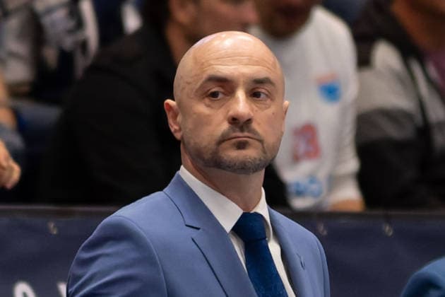 Milenko Bogicevic (MBC, Head Coach), Syntainics MBC vs. Rasta Vechta, Basketball, 1. Bundesliga, Maenner, 26. Spieltag, Saison 2025 26, 28.03.2026. Weißenfels Stadthalle Sachsen-Anhalt Deutschland