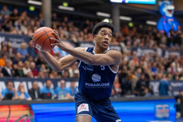Marcus Foster (MBC, 5), Syntainics MBC vs. Rasta Vechta, Basketball, 1. Bundesliga, Maenner, 26. Spieltag, Saison 2025 26, 28.03.2026. Weißenfels Stadthalle Sachsen-Anhalt Deutschland