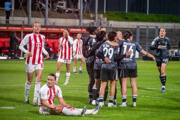 Sport Bilder des Tages Deutschland: Fussball Google Pixel Frauen-Bundesliga 2025 2026 - 1.FC Köln vs Eintracht Frankfurt-22. Spieltag - Franz-Kremer-Stadion (Köln): Tor und Torjubel zum 2:1 durch Remina Chiba (Eintracht Frankfurt, 15). Freude, Emotionen, Jubel, Begeisterung, glücklich, feiern Copyright: xOrhanxHabashx