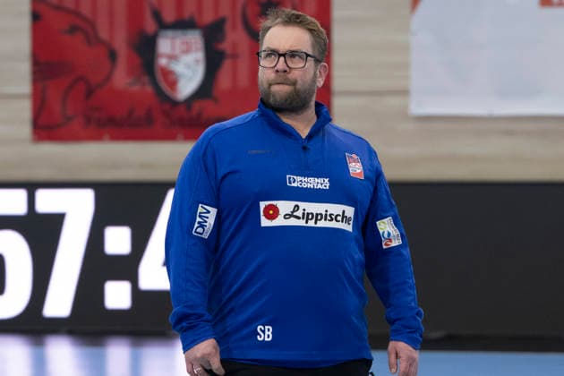 Handball Bundesliga Frauen,HBF, Saison 2025 2026 SV Union Halle-Neustadt vs.HSG Blomberg-Lippe Halle, Deutschland 28.Maerz 2026: Im Bild:Trainer Steffen Birkner (Blomberg) Halle Saale SWH Arena Sachsen-Anhalt Deutschland