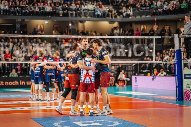 Volleyball Herren Saison 2025 2026 Volleyball Bundesliga Playoff Viertelfinale SVG Lüneburg vs.WWK Volleys Herrsching 28.03.2026 Die WWK Volleys Herrsching freuen sich über den gewonnen Punkt