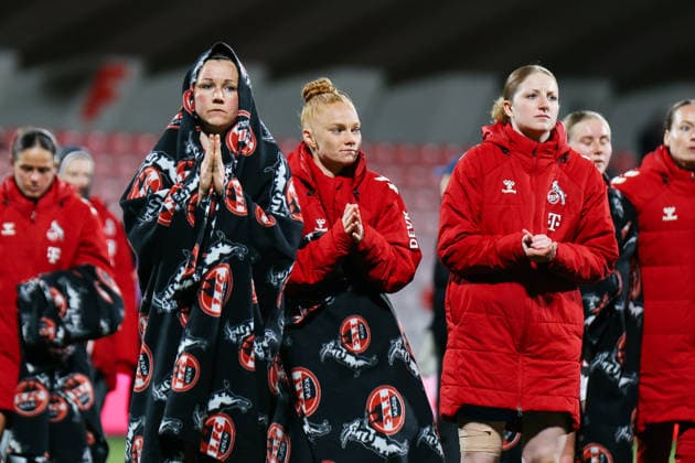 Google Pixel Frauen-Bundesliga: 1.FC Köln- Eintracht Frankfurt; 28.03.2026 Marina Hegering (1. FC Köln, 33), Laura Vogt (1. FC Köln, 8) Irina Fuchs (1. FC Köln, 34) nach dem Spiel Google Pixel Frauen-Bundesliga: 1.FC Köln- Eintracht Frankfurt: Köln, Franz-Kremer-Stadion ;28.03.2025 DFB REGULATIONS PROHIBIT ANY USE OF PHOTOGRAPHS AS IMAGE SEQUENCES AND OR QUASI-VIDEO. Copyright: xBEAUTIFULxSPORTS Freisenx
