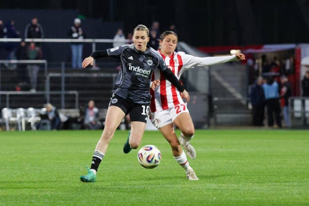 28.03.2026, xgrfx, Fussball Google Pixel Frauen-Bundesliga, 1.FC Köln - Eintracht Frankfurt v.l. Laura Freigang (Eintracht Frankfurt), Laura Feiersinger (1.FC Köln) (DFL DFB REGULATIONS PROHIBIT ANY USE OF PHOTOGRAPHS as IMAGE SEQUENCES and or QUASI-VIDEO) Köln