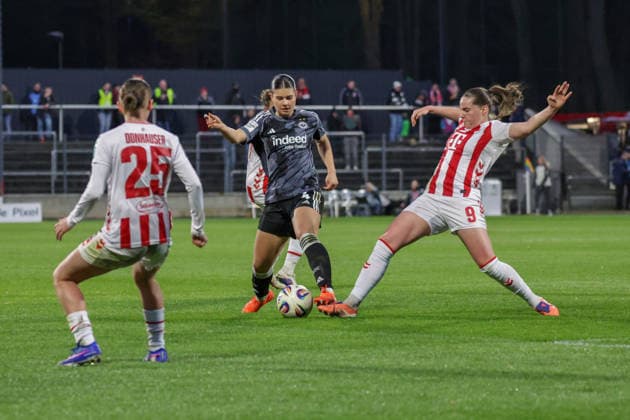 28.03.2026, xgrfx, Fussball Google Pixel Frauen-Bundesliga, 1.FC Köln - Eintracht Frankfurt v.l. Noemi Ivelj (Eintracht Frankfurt), Adriana Achcinska (1.FC Köln) (DFL DFB REGULATIONS PROHIBIT ANY USE OF PHOTOGRAPHS as IMAGE SEQUENCES and or QUASI-VIDEO) Köln