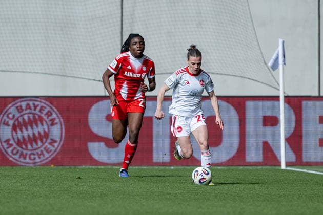 Nastassja Lein (1. FC Nuernberg, 24) verfolgt von Edna Imade (FC Bayern Muenchen Frauen, 29) GER, FC Bayern Muenchen Frauen vs. 1. FC Nuernberg, Fussball, Google Pixel Frauen-Bundesliga, 22. Spieltag, Saison 2025 2026, 28.03.2026. (DFL DFB REGULATIONS PROHIBIT ANY USE OF PHOTOGRAPHS as IMAGE SEQUENCES and or QUASI-VIDEO). GER, FC Bayern Muenchen Frauen vs. 1. FC Nuernberg, Fussball, Google Pixel Frauen-Bundesliga, 22. Spieltag, Saison 2025 2026, 28.03.2026. Muenchen Copyright: xEibner-Pressefoto HeikexFeinerx EP_HFR