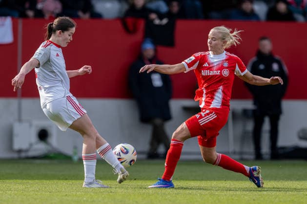 Kampf um den Ball Zweikampf zwischen Marlene Lindner (1. FC Nuernberg, 14) und Pernille Harder (FC Bayern Muenchen Frauen, 21) GER, FC Bayern Muenchen Frauen vs. 1. FC Nuernberg, Fussball, Google Pixel Frauen-Bundesliga, 22. Spieltag, Saison 2025 2026, 28.03.2026. (DFL DFB REGULATIONS PROHIBIT ANY USE OF PHOTOGRAPHS as IMAGE SEQUENCES and or QUASI-VIDEO). GER, FC Bayern Muenchen Frauen vs. 1. FC Nuernberg, Fussball, Google Pixel Frauen-Bundesliga, 22. Spieltag, Saison 2025 2026, 28.03.2026. Muenchen Copyright: xEibner-Pressefoto HeikexFeinerx EP_HFR